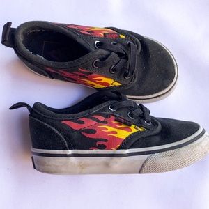 Hot Wheels toddler boy slip on skate shoes